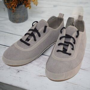 Mia Amore Abbie Lace Up Corduroy Sneakers Grey Size 9-1/2